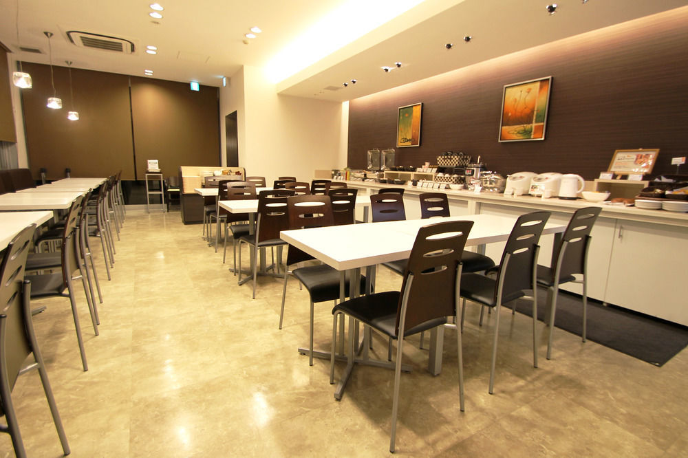 Vessel Inn Hiroshima Station Exterior foto